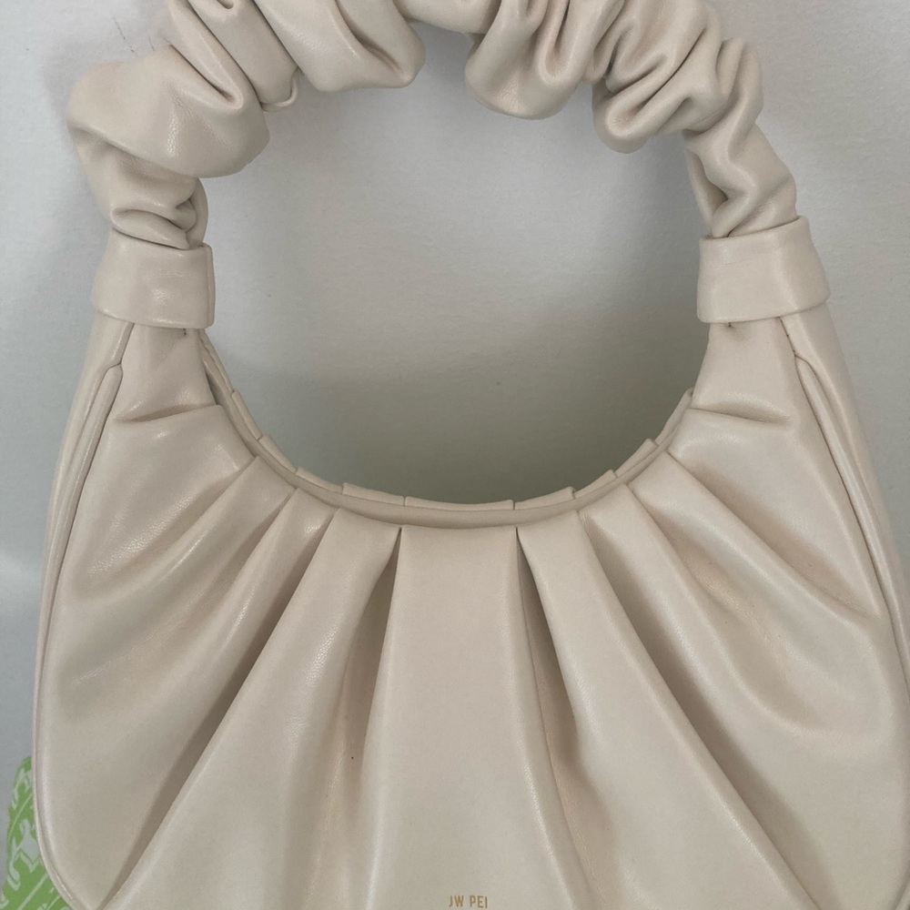 JW PEI Gabbi cream coloured purse (Almost new - used once!) - Picture 6 of 7